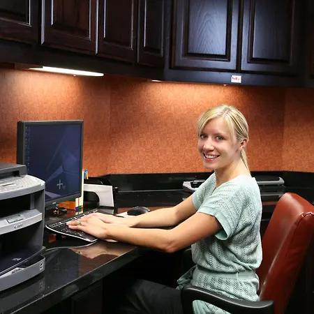Hampton Inn And Suites Dallas/Lewisville-Vista Ridge Mall 