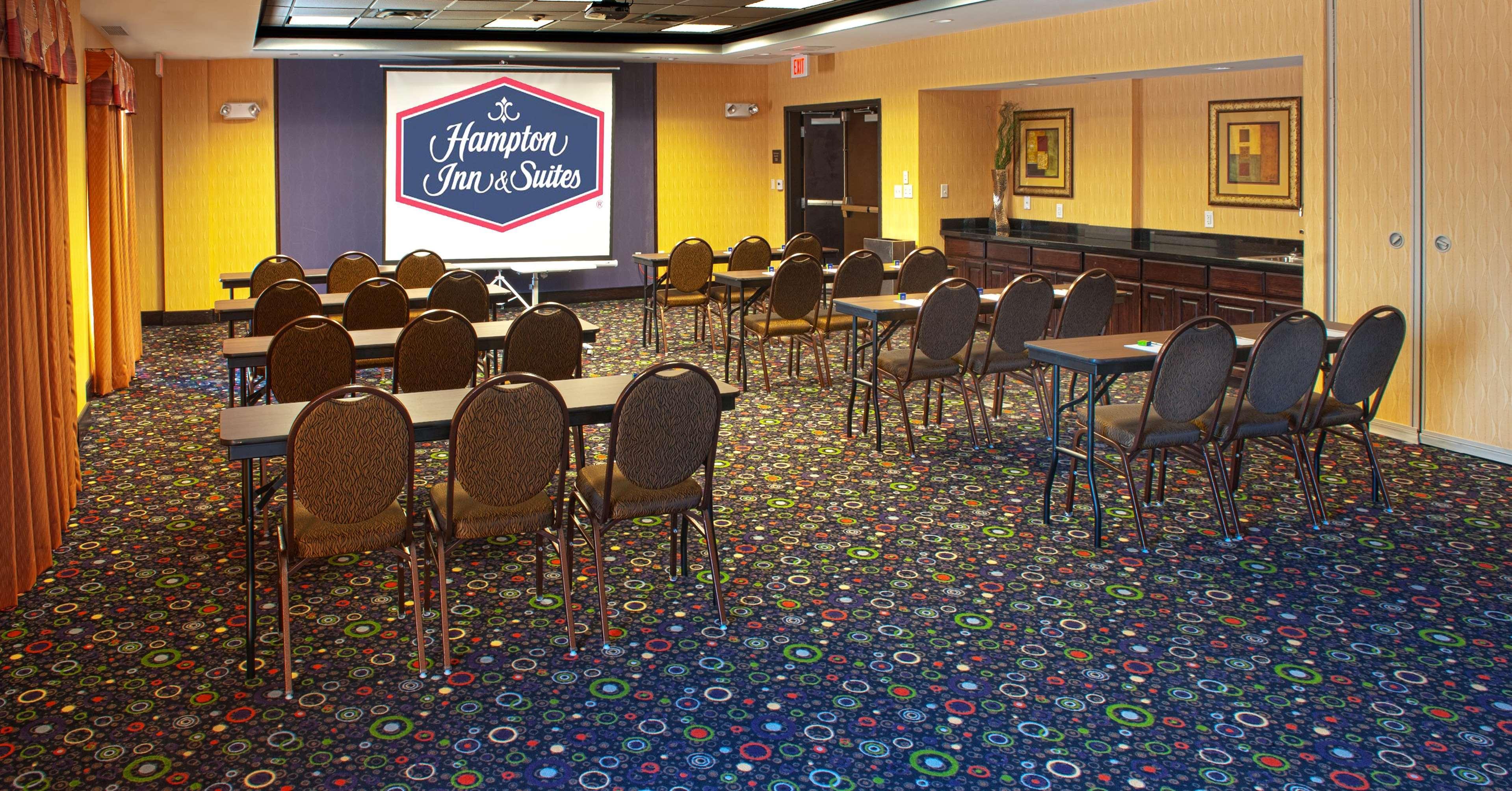 Hampton And Dallas/lewisville-vista Ridge Mall Hotel