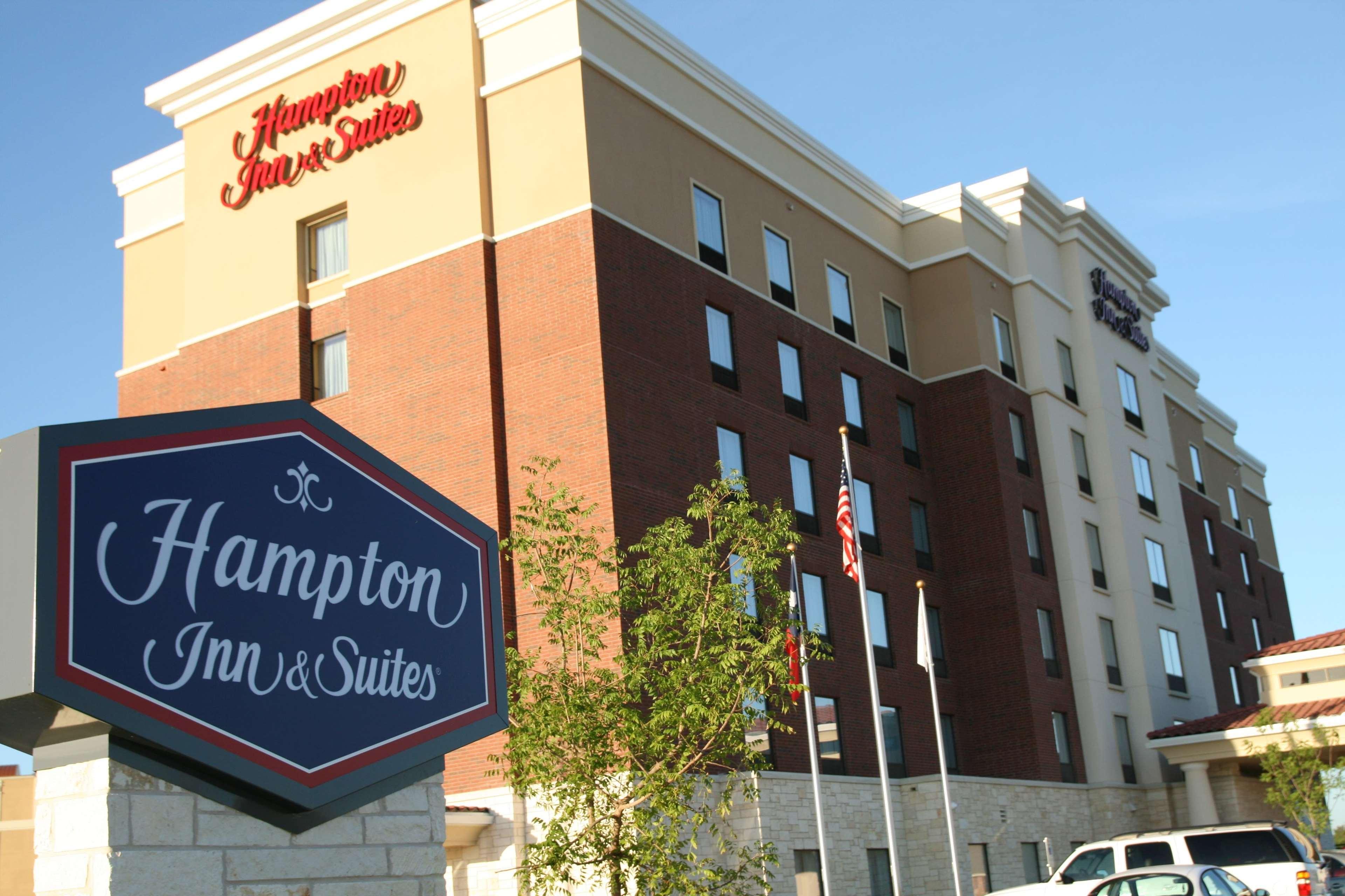 Hotel Hampton And Dallas/lewisville-vista Ridge Mall 3*