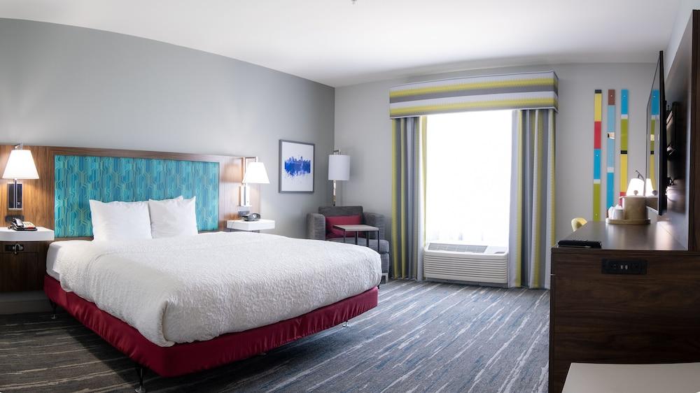 Hotel Hampton And Dallas/lewisville-vista Ridge Mall