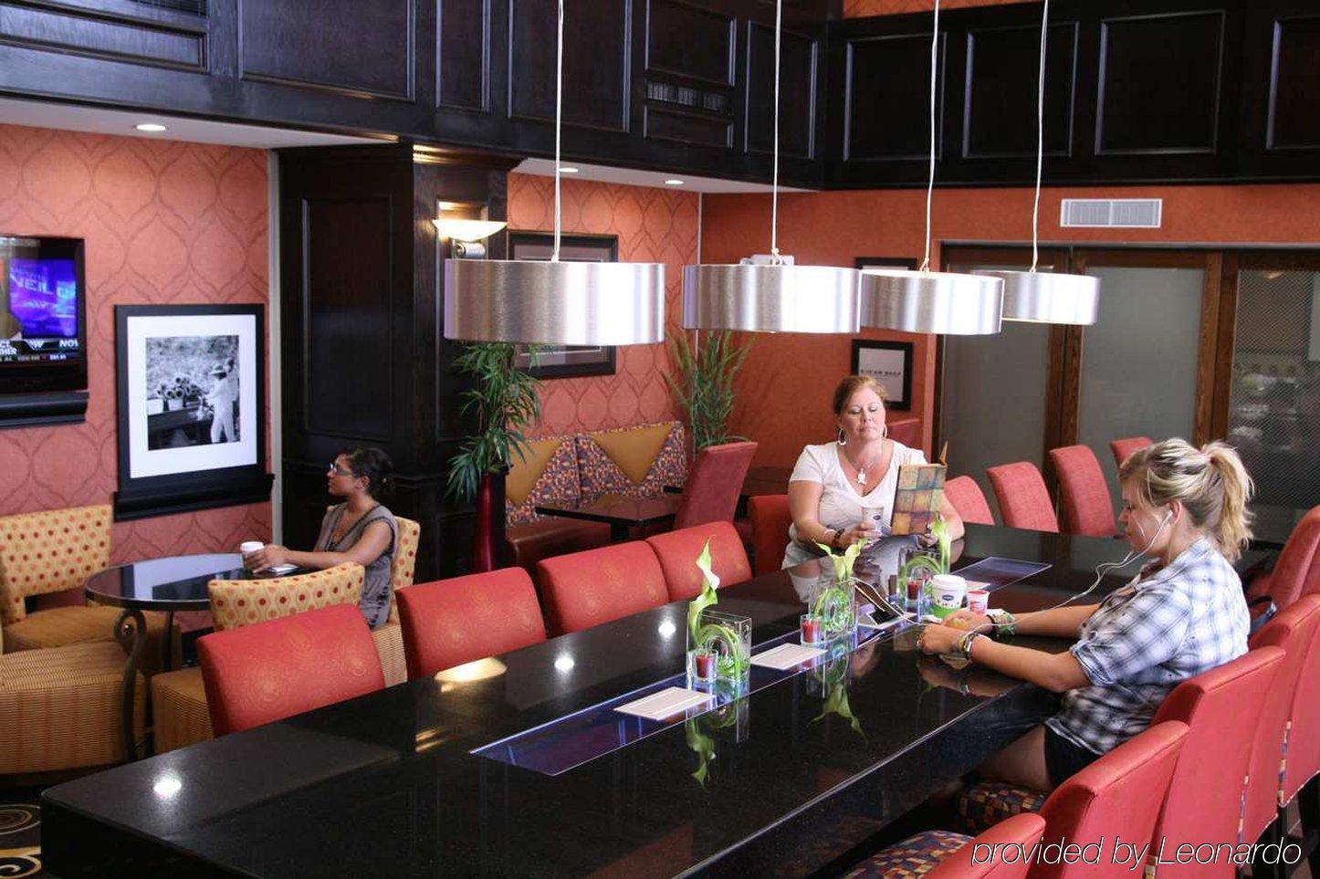 Hotel Hampton And Dallas/lewisville-vista Ridge Mall 3*